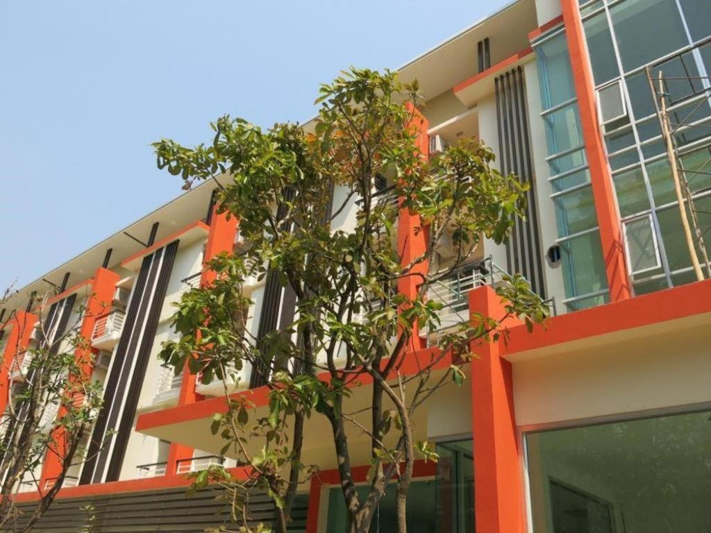 The Passion Hotel Chiang Mai Exterior foto